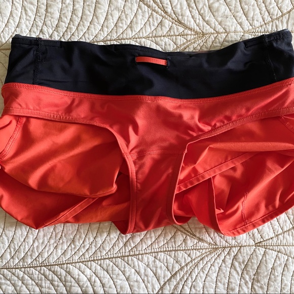 2/$50🍑 LULULEMON Red and Patterned Speed Shorts - Picture 5 of 9